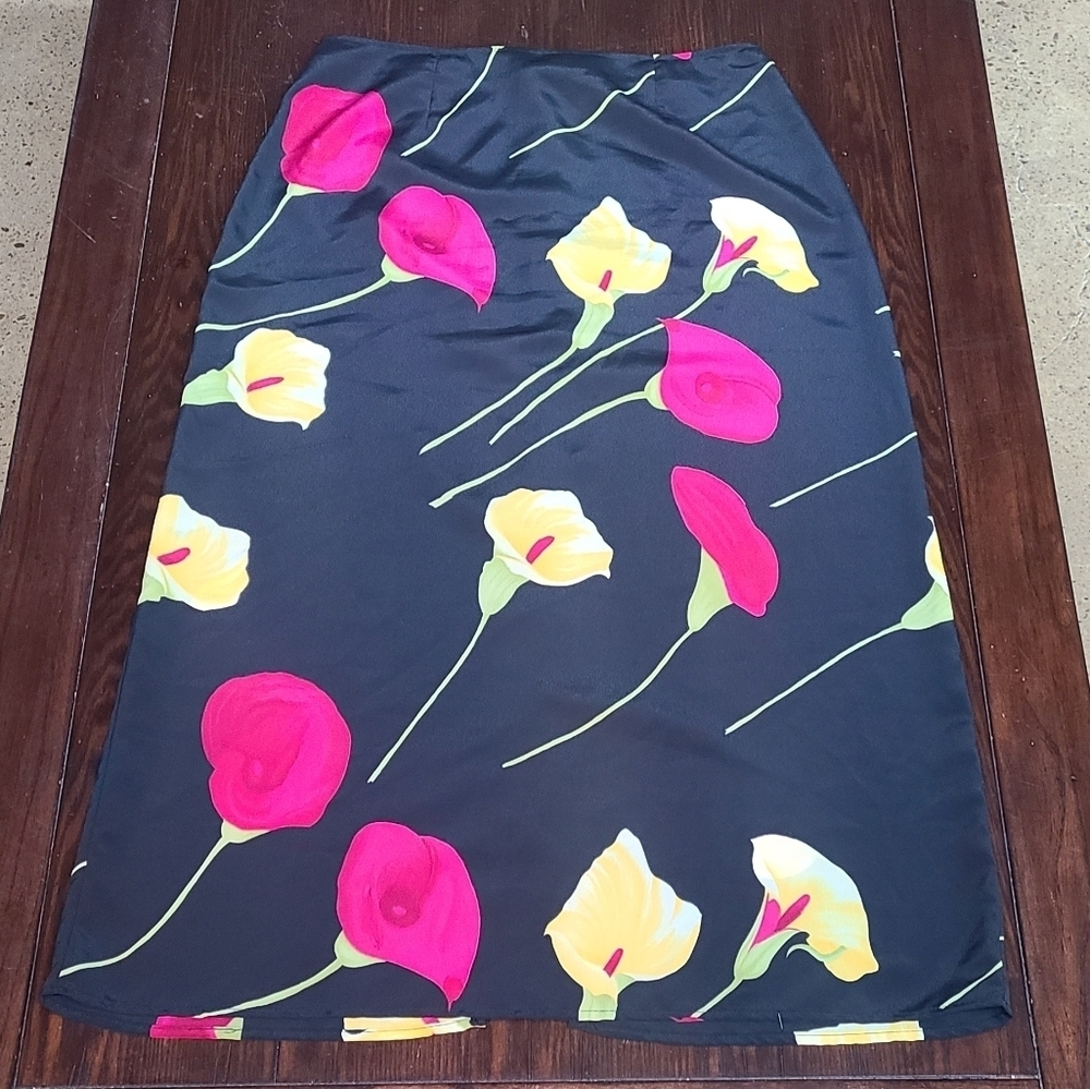 Classique Collections Floral Skirt